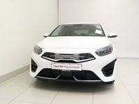 begagnad Kia Ceed Cee´dPLUG-IN HYBRID ACTION VINTERHJUL 2023, Halvkombi