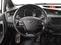 begagnad Kia Ceed 1.6 GT-Line B-kamera Navi SoV-ingår 2016, Halvkombi