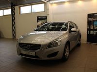 begagnad Volvo V60 D2 Kinetic / DRAG / KAMREM BYT Euro 5