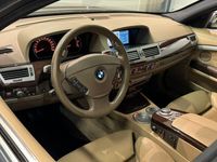 begagnad BMW 750 / Ny Besiktgad