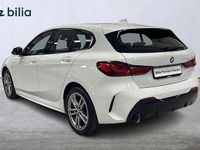 Begagnad BMW 118 M Sport 136 HK (100 kW) 2022 Vit Halvkombi