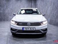 Begagnad VW Passat Alltrack 190 HK (139 kW) 2017 Vit Kombi