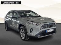 Begagnad Toyota RAV4 Hybrid Active 224 HK (164 kW) 2022 Grön SUV