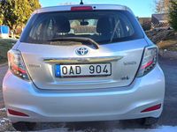 Begagnad Toyota Yaris Hybrid 101 HK (74 kW) 2012
