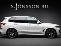 begagnad BMW X5 xDrive30d M-Sport /Panorama /Harman Kardon/Se filmen