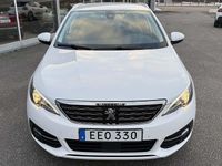 Begagnad Peugeot 308 SW Allure 131 HK (96 kW) 2019 Vit Kombi