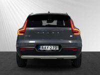 Begagnad Volvo XC40 Core 210 HK (154 kW) 2022 Grå SUV