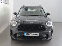 begagnad Mini Park Lane Countryman Cooper SE ALL4 Navi CarPlay Ass 2021, Halvkombi