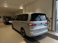 begagnad VW Multivan eHybrid Style Lång 7-sits Lagerbil