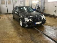 Begagnad Mercedes E320 225 HK (165 kW) 2007 Svart Sedan