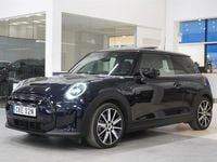 Begagnad Mini Cooper 135 kW (184 HK) 2023 Svart Halvkombi