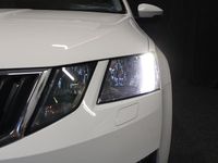 Begagnad Skoda Octavia 116 HK (85 kW) 2018 Vit Kombi