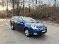 Begagnad Subaru Outback 167 HK (122 kW) 2012 Blå metallic Kombi
