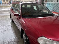 begagnad Ford Mondeo Kombi 2.0 GLX