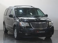 begagnad Chrysler Town & Country 3.8 V6 200HK 7-SITS AUTOMAT HELSKINN B-KAMRA