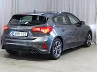 Begagnad Ford Focus ST-Line 126 HK (92 kW) 2018 Grå Halvkombi
