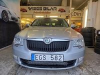 Begagnad Skoda Superb Elegance 140 HK (102 kW) 2012 Silver Kombi