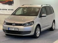 Begagnad VW Touran 140 HK (102 kW) 2012 Silver Minibuss