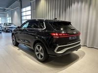 Ny Audi Q3 S-Line 2026 Svart SUV