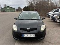 Begagnad Toyota Auris 126 HK (92 kW) 2007 Svart Halvkombi