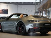 begagnad Porsche 911 Carrera 4 Cabriolet GTS