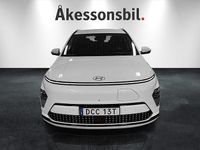 Begagnad Hyundai Kona Advanced 160 kW (218 HK) 2023 Vit SUV