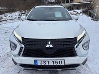 Begagnad Mitsubishi Eclipse Cross Edition 188 HK (138 kW) 2023 Vit metallik SUV