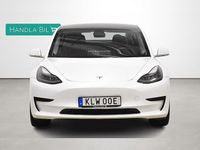 Begagnad Tesla Model 3 Standard Range Plus 239 kW (325 HK) 2020 Vit Sedan