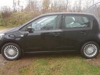Begagnad VW up! high up! 75 HK (55 kW) 2016 Svart Halvkombi