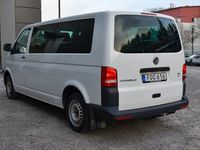 begagnad VW Caravelle 2.0 TDI Trendline Aut Navi 9-Sits