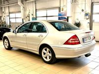 begagnad Mercedes C180 Kompressor Avantgarde Drag S+V Däck