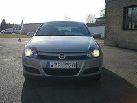 Begagnad Opel Astra Enjoy 105 HK (77 kW) 2005 Grå Halvkombi
