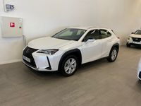 begagnad Lexus UX 250h CVT backkamera,drag