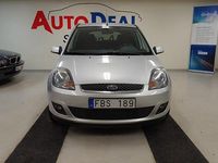 Begagnad Ford Fiesta 80 HK (58 kW) 2007 Grå Halvkombi