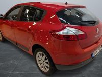 Begagnad Renault Mégane III 112 HK (82 kW) 2011 Röd Halvkombi
