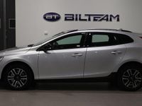 Begagnad Volvo V40 CC Momentum 152 HK (111 kW) 2018 Silver metallic Kombi