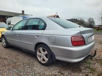Begagnad Honda Accord 154 HK (113 kW) 2002 Silver Halvkombi