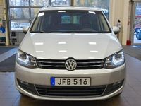 Begagnad VW Sharan 150 HK (110 kW) 2016 Silver Minibuss