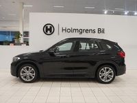 Begagnad BMW X1 Sport Line 125 HK (91 kW) 2021 Svart SUV