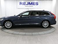 Begagnad Volvo V90 Inscription 151 HK (111 kW) 2017 Mörkblå (blå) Kombi