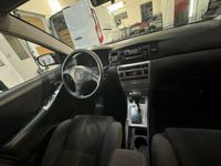 begagnad Toyota Corolla 5-dörrars 1.6 VVT-i