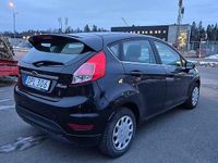 Begagnad Ford Fiesta Titanium 101 HK (74 kW) 2014 Svart Halvkombi