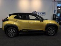 Begagnad Toyota Yaris 2023 Gul Halvkombi