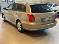 begagnad Toyota Avensis Kombi 2.0 D-4 VVT-i