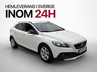 Begagnad Volvo V40 114 HK (83 kW) 2014 Vit Halvkombi