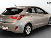 Begagnad Hyundai i30 Comfort 110 HK (80 kW) 2016 Brun Halvkombi