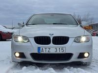 Begagnad BMW 325 Comfort Edition 218 HK (160 kW) 2010 Ljusgrå Sportkupé