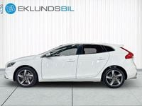 Begagnad Volvo V40 R-Design 150 HK (110 kW) 2016 Ice white Halvkombi
