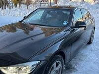 begagnad BMW 330e Sedan Steptronic Luxury Line Euro 6