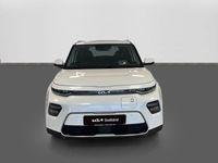 Begagnad Kia Soul EV Advance 150 kW (204 HK) 2023 /swp/ snow white pearl m SUV